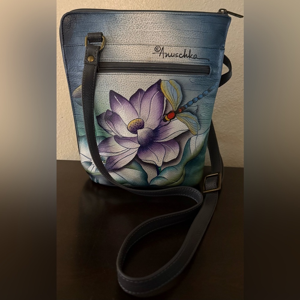 Anuschka Tranquil Pond Hand-Painted Leather Crossbody Bag Floral Dragonfly Purse - Picture 4 of 7